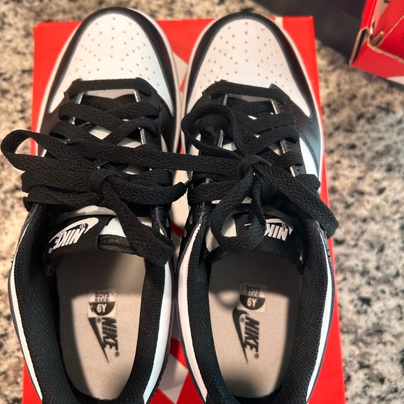 Panda Dunks - Picture 3 of 5